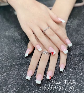 Miss Nails