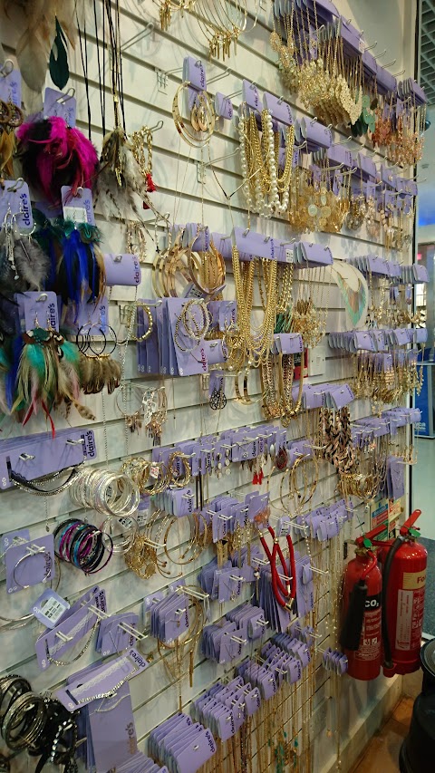 Claire's