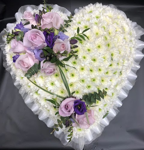 Fareham Florist - Flowers by Moonstones