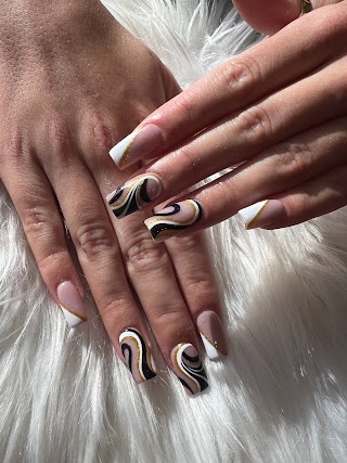 H.Queens Nails