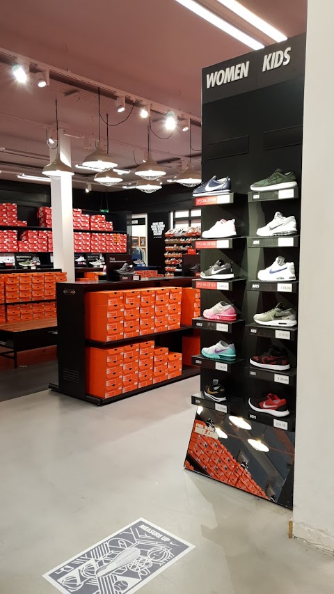 Nike Factory Store Manchester Fort