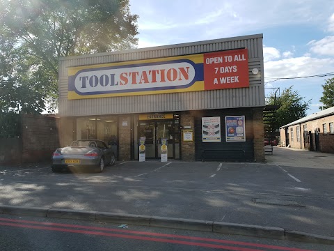 Toolstation Croydon Five Ways