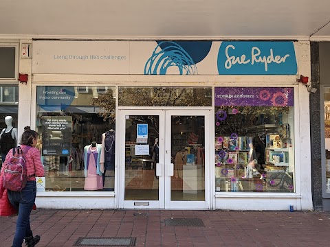 Sue Ryder Vintage & Retro