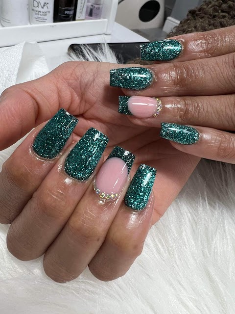 Long Nails Beauty Spa