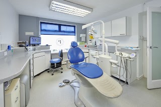 The Parade Specialist Dental Centre