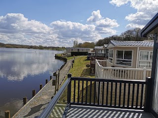 Lakeside Caravan Park