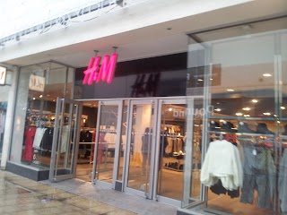 H&M