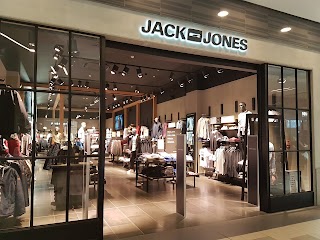 JACK & JONES