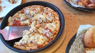 Pizza Hut Restaurants