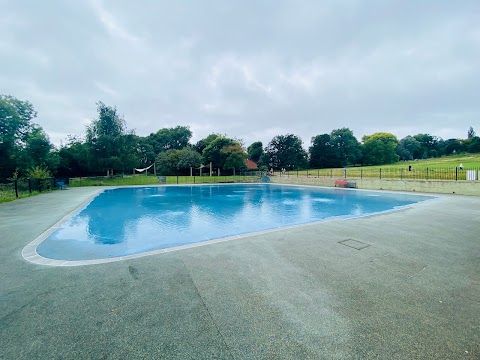 Parliament Hill Playground and Paddling Pool