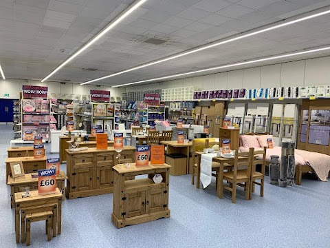 B&M Store