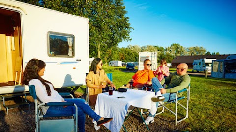 Strathclyde Country Park Caravan and Motorhome Club Campsite