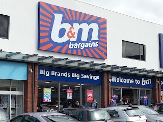 B&M Store