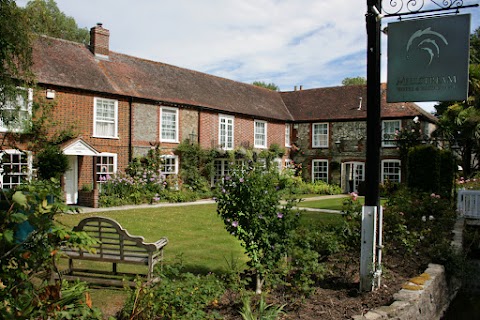 The Millstream Hotel & Sea School Restaurant