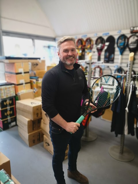 TENNiSYS : Racquet Sales, Restringing and Service Centre