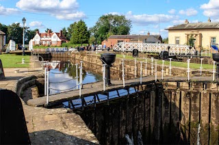 York Naburn Lock Caravan Park