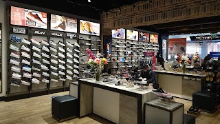 SKECHERS Retail