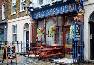 The Queens Head