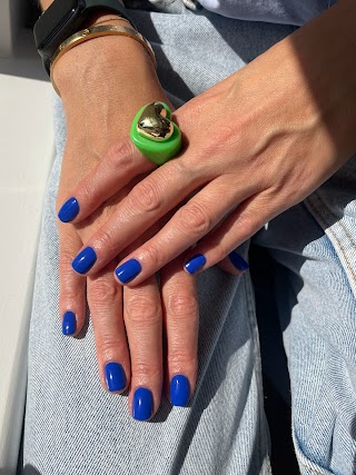 Love&Light Nails (CND Shellac Nails in London)