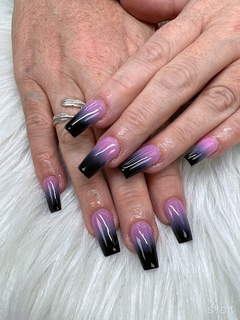 Oldham Luxury Nails