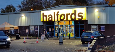 Halfords - Northwich