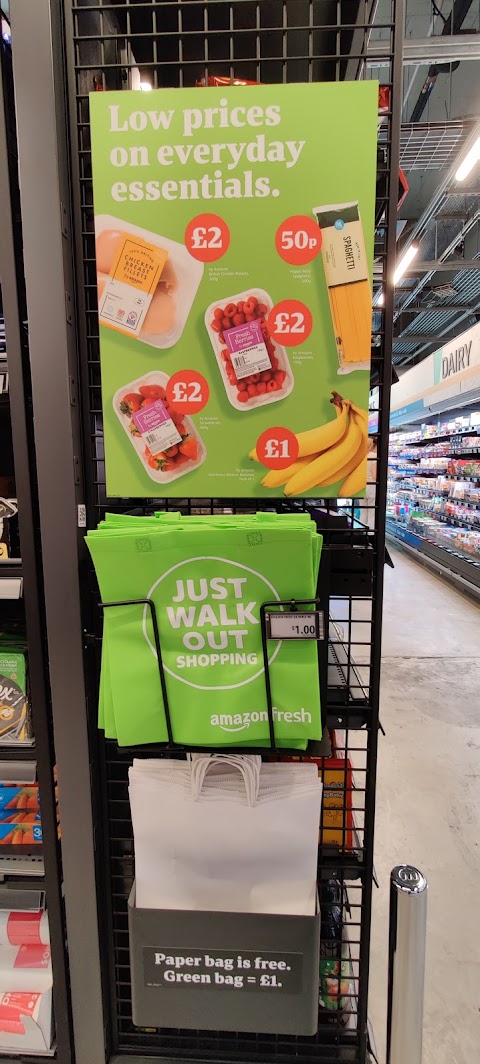 Amazon Hub Counter - Amazon Fresh Wembley Park