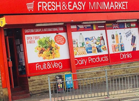 Fresh & Easy Minimarket