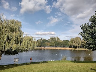 Hemsworth Water Park - Car Park