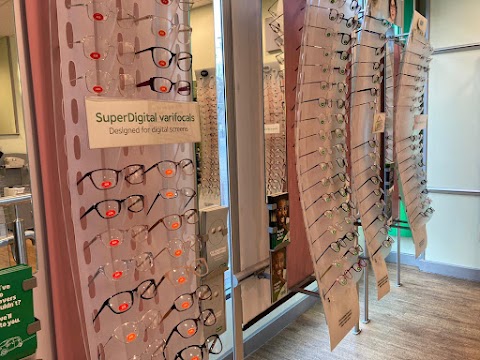 Specsavers Opticians and Audiologists - Bridgend