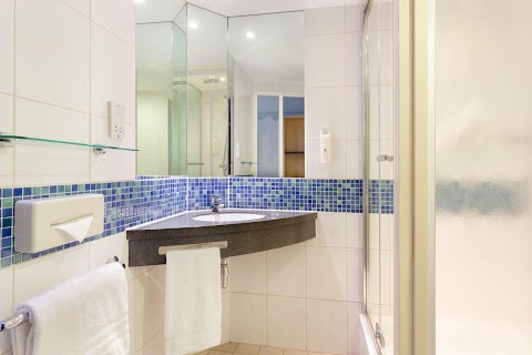 Holiday Inn Express London - Park Royal, an IHG Hotel