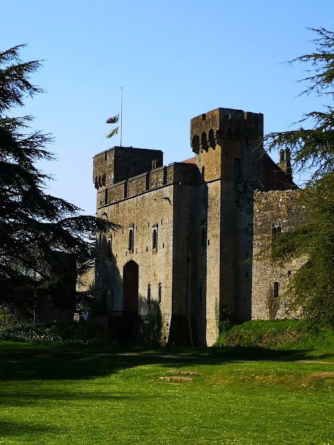 Caldicot Castle