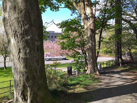 Beeslack Community High School - Community Facilities