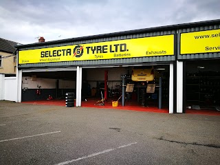 Selecta Tyre - Crewe - Team Protyre