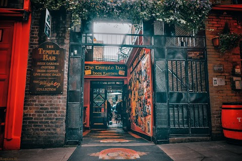 The Temple Bar Whiskey & Tobacco Shop