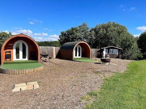 Blackbrook Lodge Caravanning, Camping & Glamping