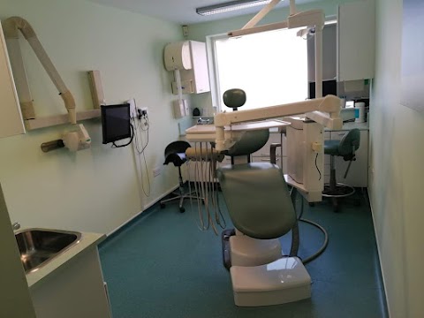 Andrew Brown Dentist - Emergency Norwich Dentist