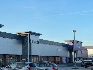 Halfords - Bromborough