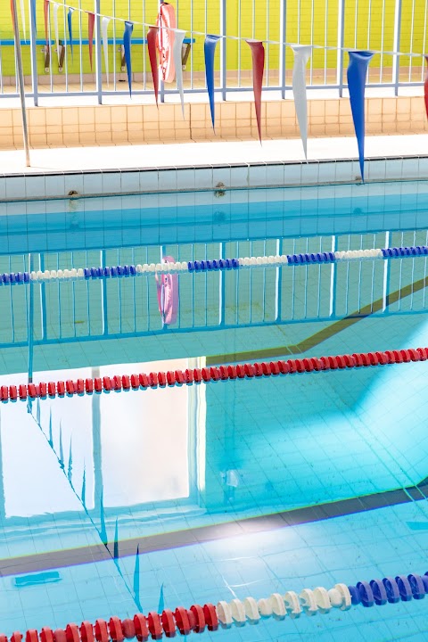 Cardiff Met Swimming Pool