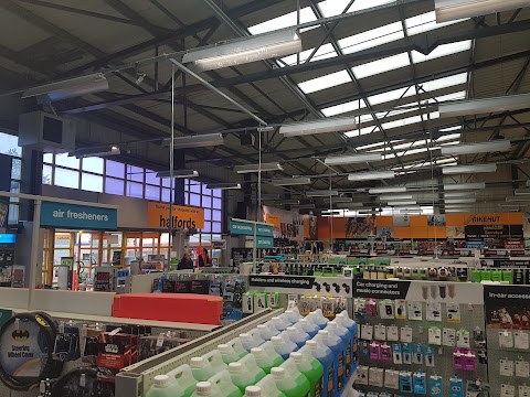 Halfords - Shoreham-by-Sea