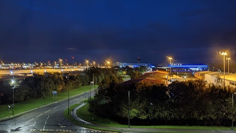 Premier Inn Manchester Airport Runger Lane South