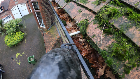 Hivac gutter cleaning