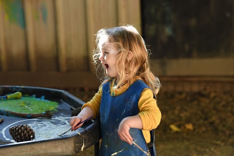 Little Orchard Montessori Nursery- LeeMill