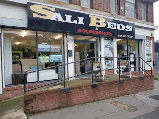 sali beds & accessories