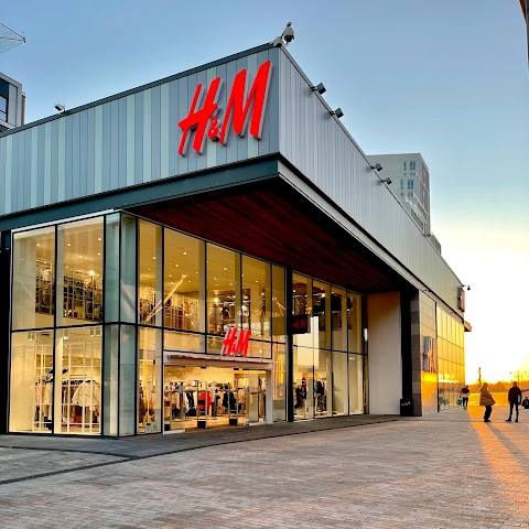 H&M