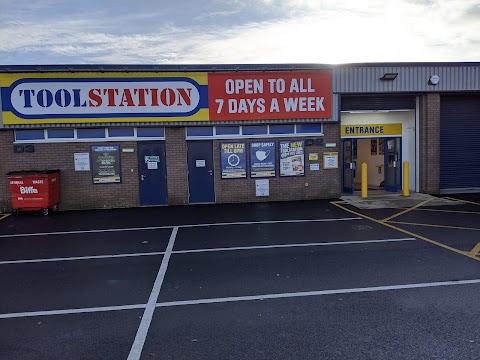 Toolstation Pontyclun