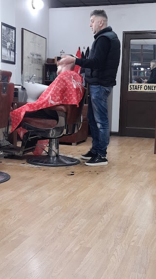 Just Men Barber Luigi