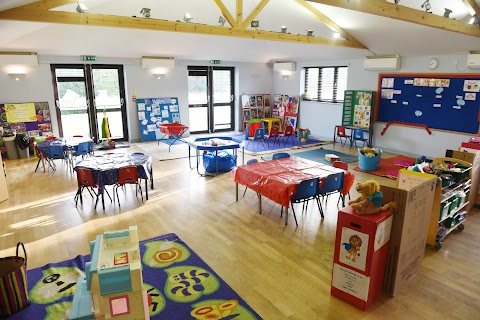 Little Angels Preschool Nursery Cobham Surrey - Ofsted Outstanding!