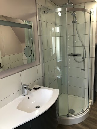 The Edinburgh Bathrooms And Kitchens Company