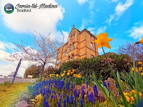 Jami'ah al-Madinah (Islamic Seminary) Bradford: Dawat-e-Islami UK