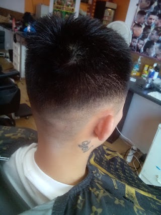 Dziyons Barbers Hair Salon